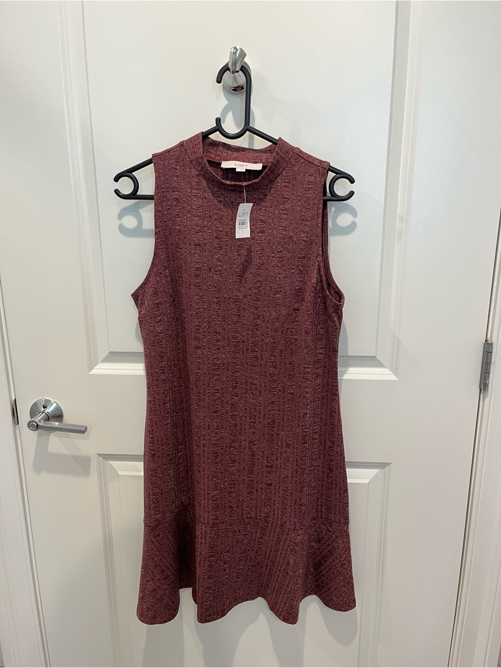 NEW WITH TAGS — LOFT Mock Neck Flounce Dress — Size: Small